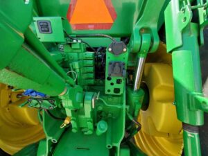 2013johndeere8360rmfwdtractor-7_060c36a75e944fef94f3cc040f4b545c
