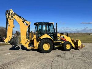 2016 CAT 450F Extendahoe (17)