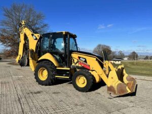 2016 CAT 450F Extendahoe (19)