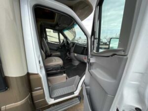 2017 WINNEBAGO VIEW 24V (14)_1