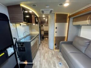 2017 WINNEBAGO VIEW 24V (25)_1