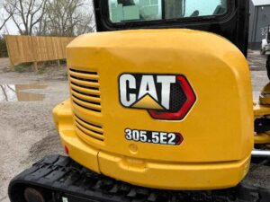 2020cat305.5e2miniexcavator_7800e0d80acc4f3e9510095a6c3163be