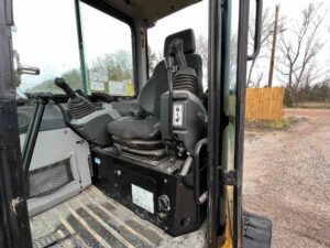 2020cat305.5e2miniexcavator_92b25b6706ee4ac4a274278d5f8dbd21