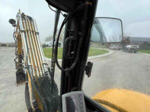 2020cat305.5e2miniexcavator_e6f1f672dc544ed992b24b0bbccbc8a0