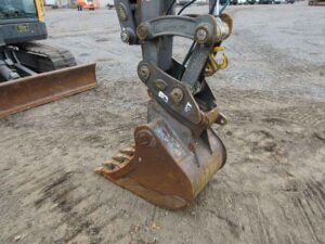 212006(8)-xl_801