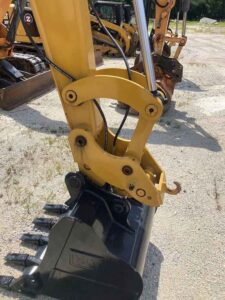 Excavators-Caterpillar-305.5E2-44990476_12