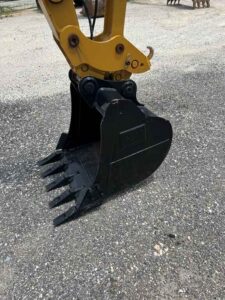 Excavators-Caterpillar-305.5E2-44990479_15
