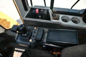 img (28)_33
