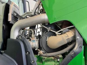 johndeere8370rmfwdtractor_226f90eeb7034ecfa151106cc220b9b7