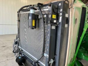 johndeere8370rmfwdtractor_485d63b1076248d8bb567cc5af1ff1ed