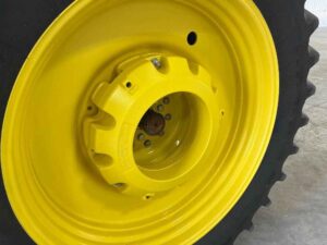 mfwdtractor-32_996d452cfeb94687852e54e4ef57ee9c