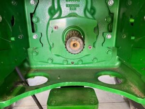 mfwdtractor-32_b700d32979944a25baadc745d50417b8
